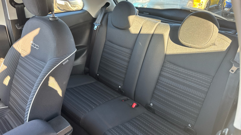 Fiat 500 87kW Passion 42kWh 3dr Auto Electric Hatchback